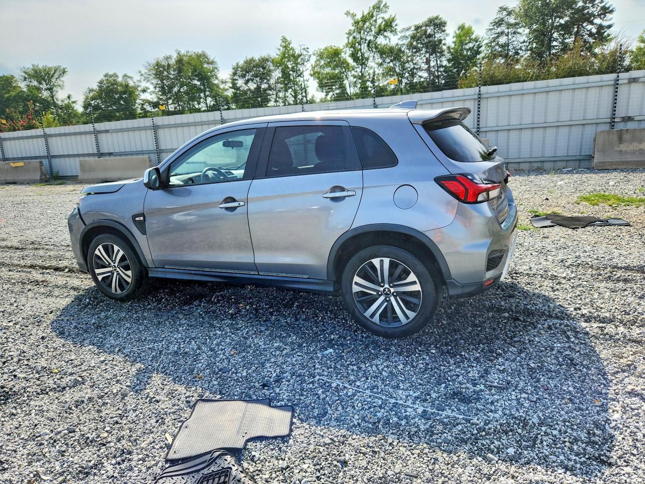 2020 Mitsubishi Outlander Sport Es - Фото 2