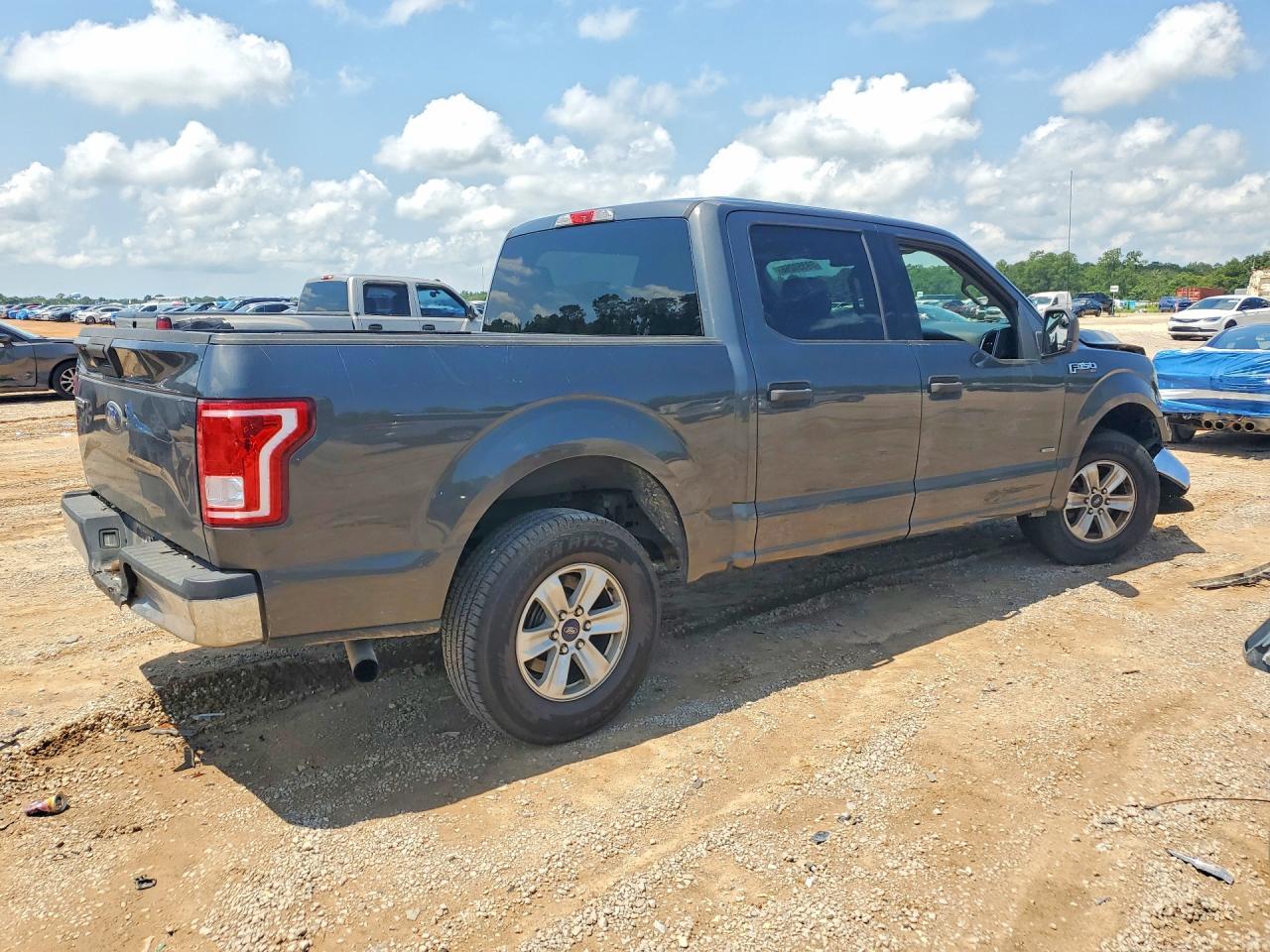2016 Ford F150 Supercrew - Фото 3