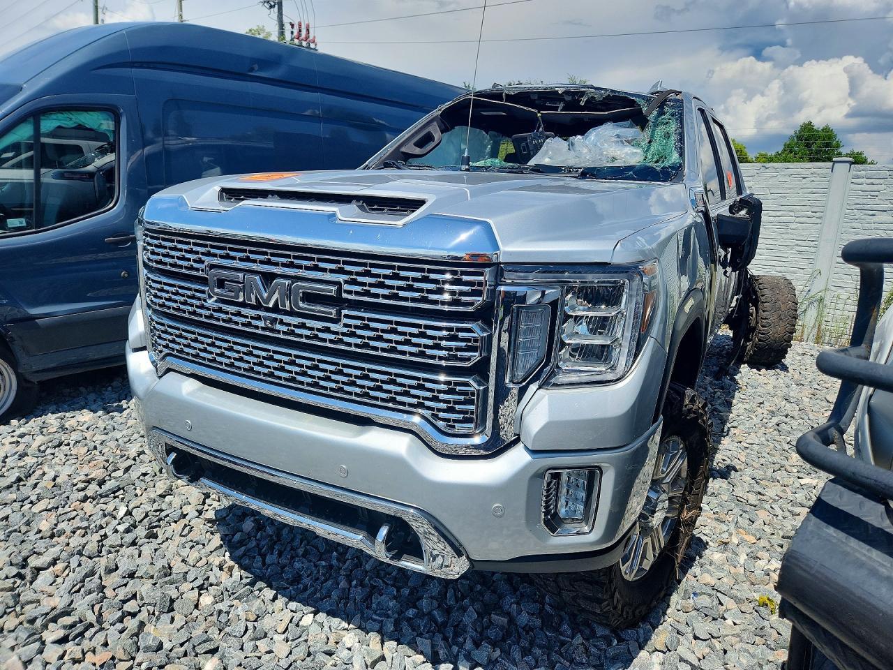 2021 GMC Sierra K2500 Denali