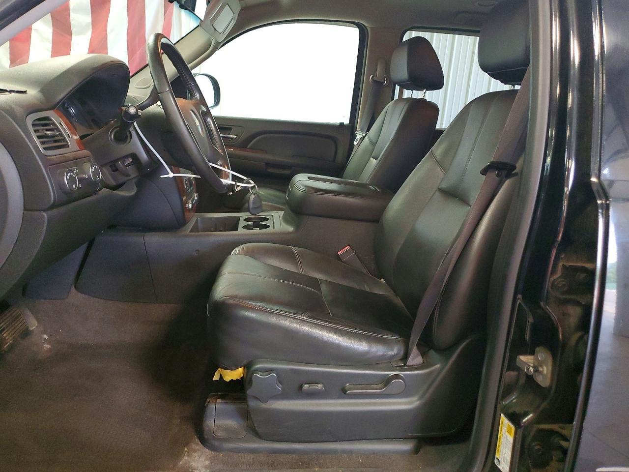 2009 Chevrolet Suburban K1500 Lt - Image 7