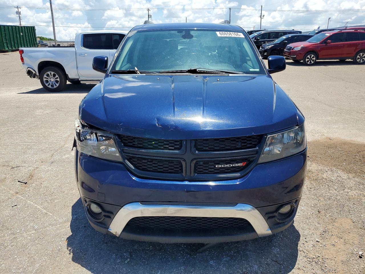 2018 Dodge Journey Crossroad - Image 5
