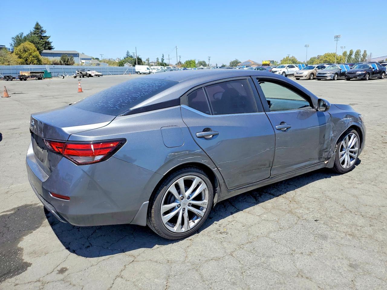 2021 Nissan Sentra S - Image 3