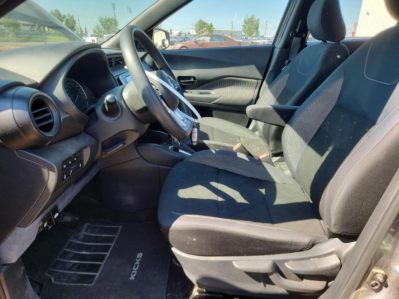 2020 Nissan Kicks S - Фото 7