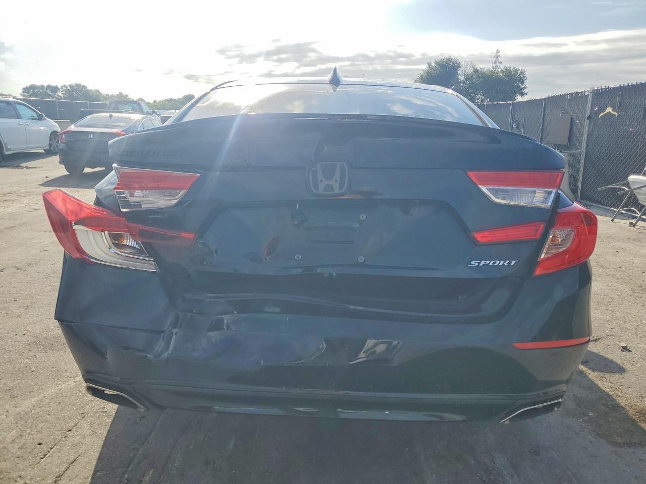 2019 Honda Accord Sport - Image 6