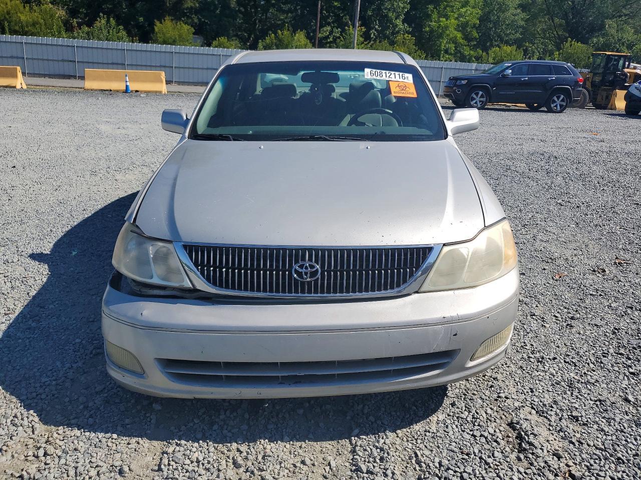 2002 Toyota Avalon - Фото 5