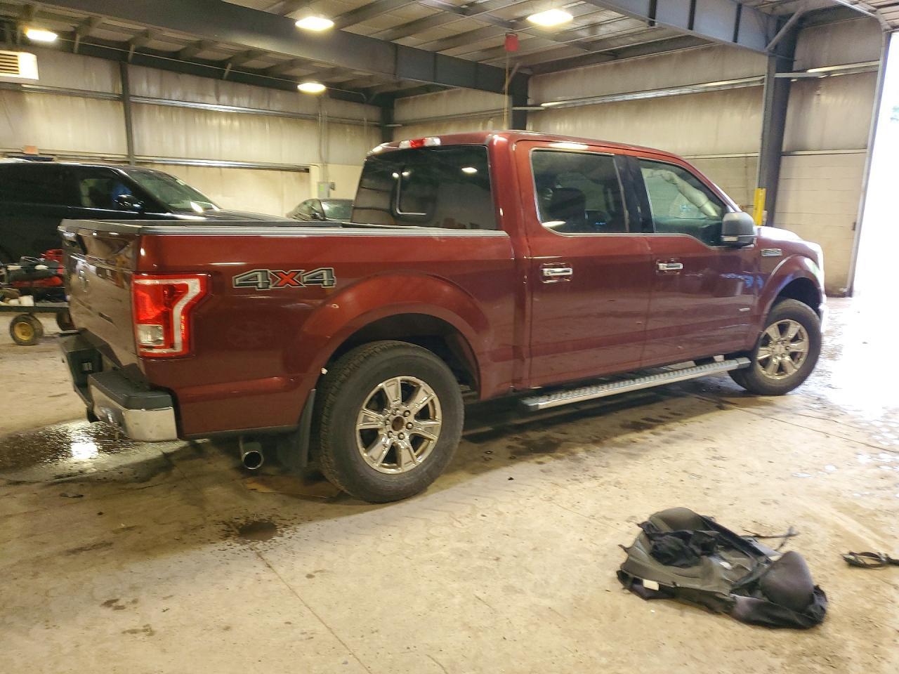 2017 Ford F150 Supercrew - Фото 3