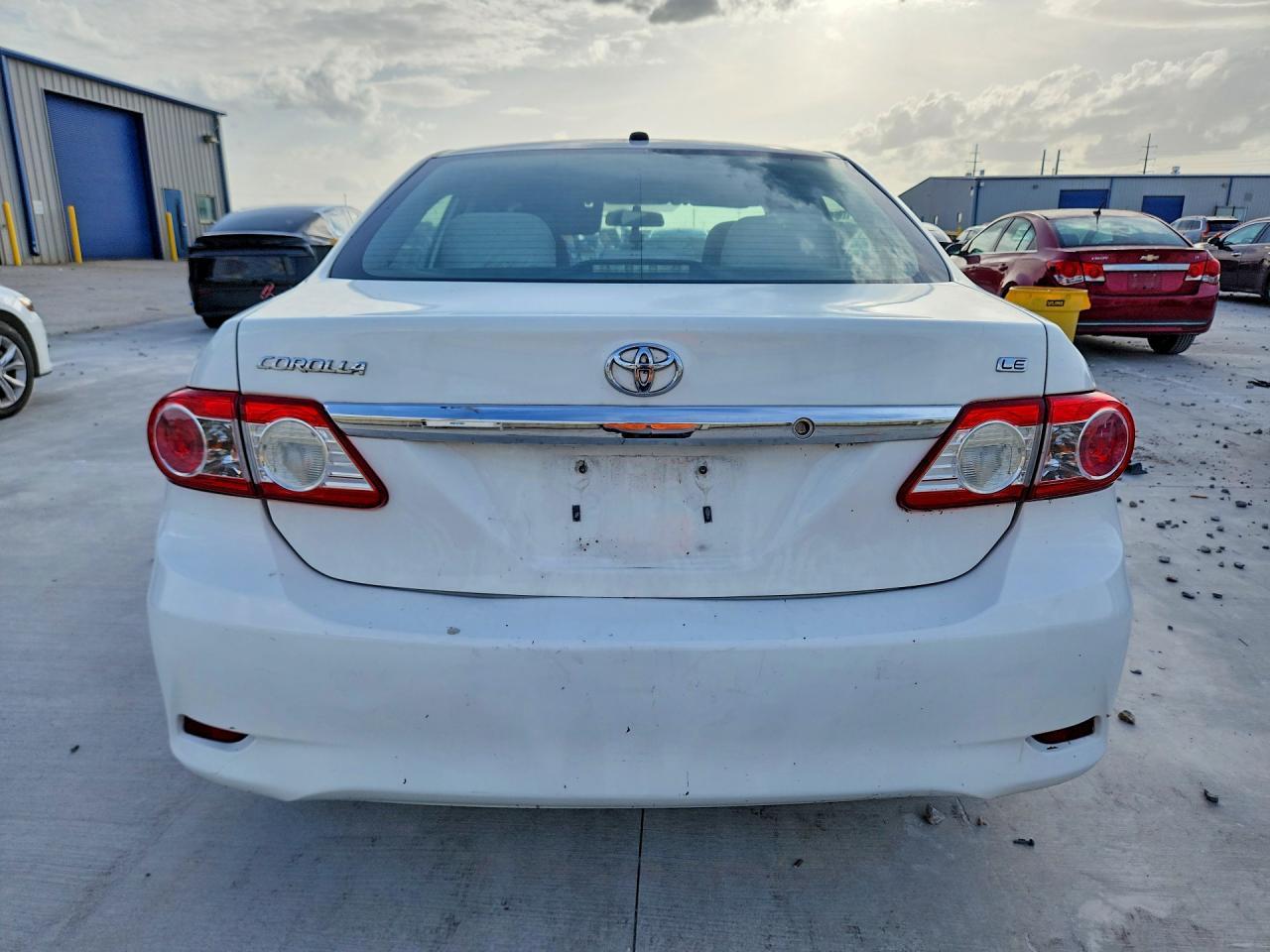 2011 Toyota Corolla Le - Фото 6