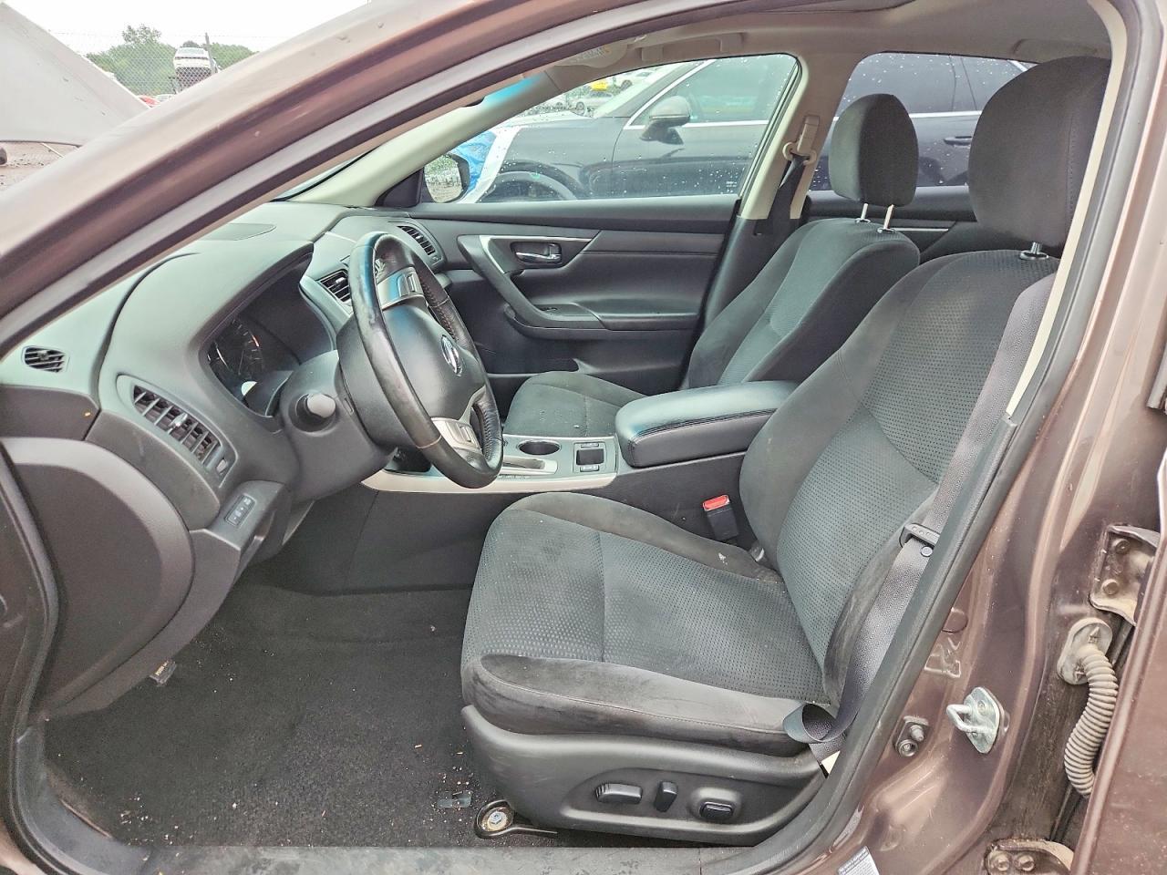 2015 Nissan Altima 2.5 Sv - Image 7