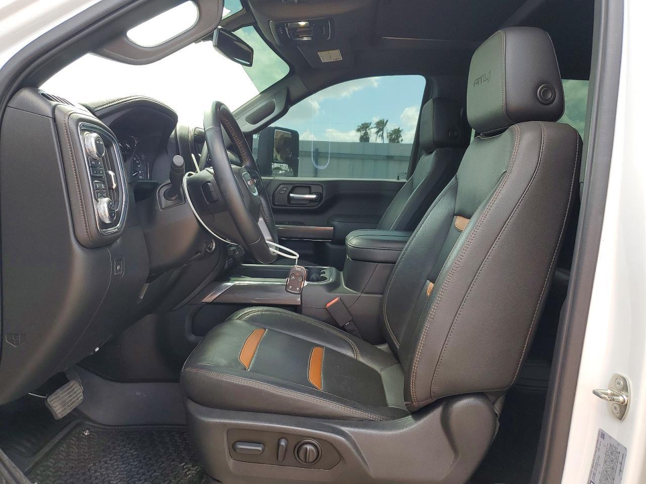 2023 GMC Sierra K2500 At4 - Фото 7