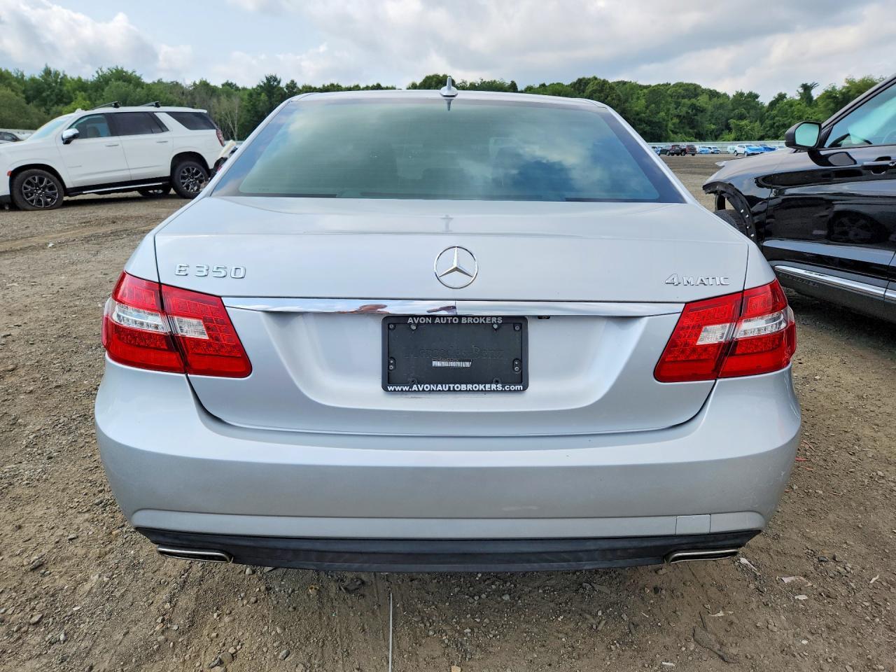 2010 Mercedes-Benz E 350 4Matic - Фото 6