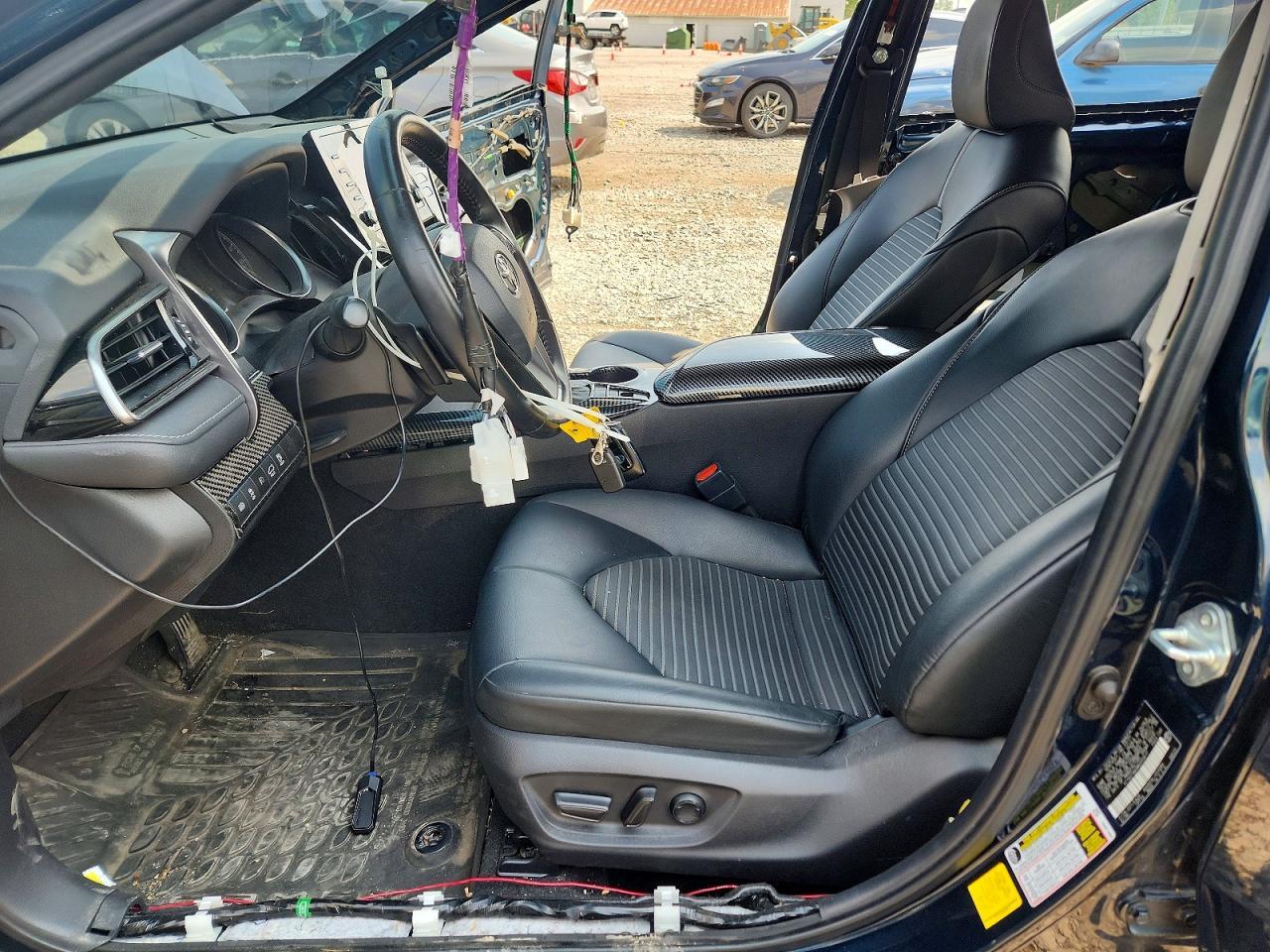 2021 Toyota Camry Se - Фото 7