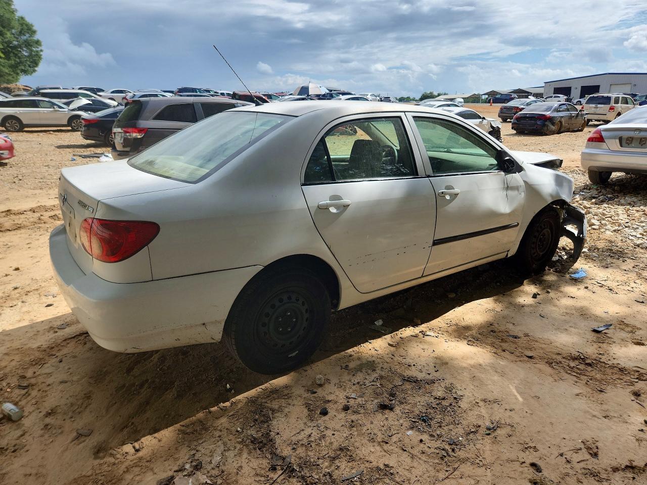 2005 Toyota Corolla Ce - Image 3
