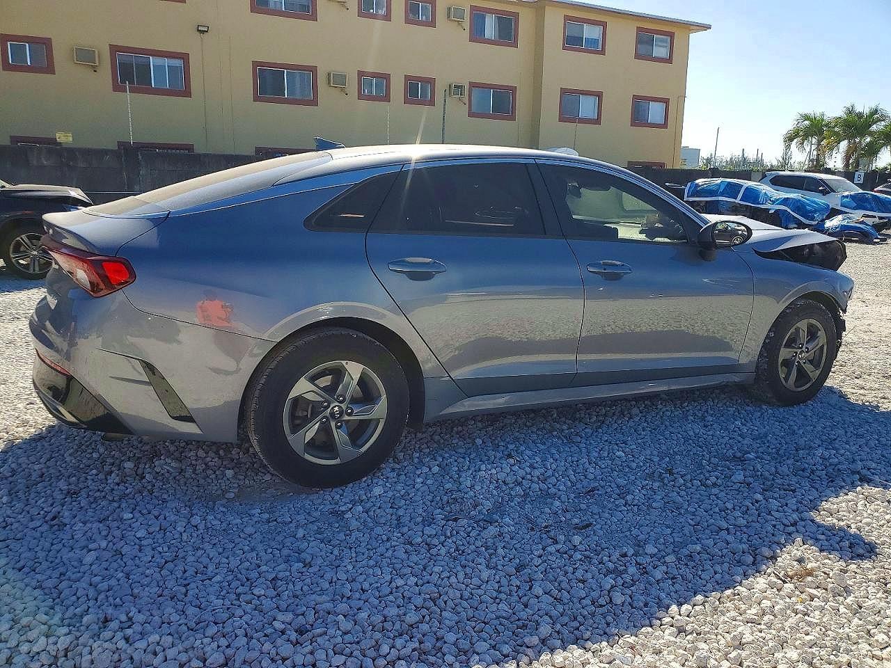 2021 Kia K5 Lxs - Image 3