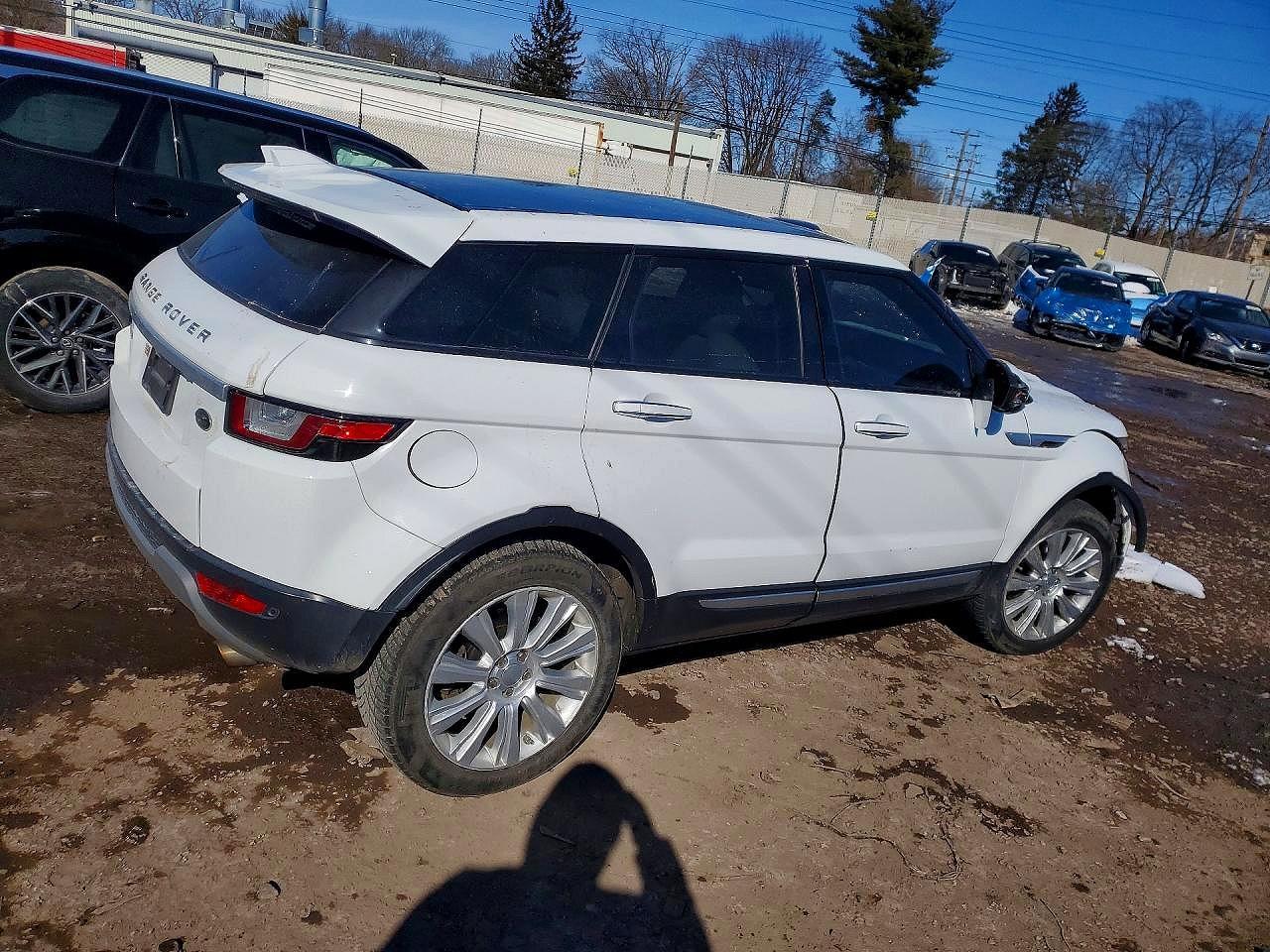 2016 Land Rover R.r.evoque - Image 3