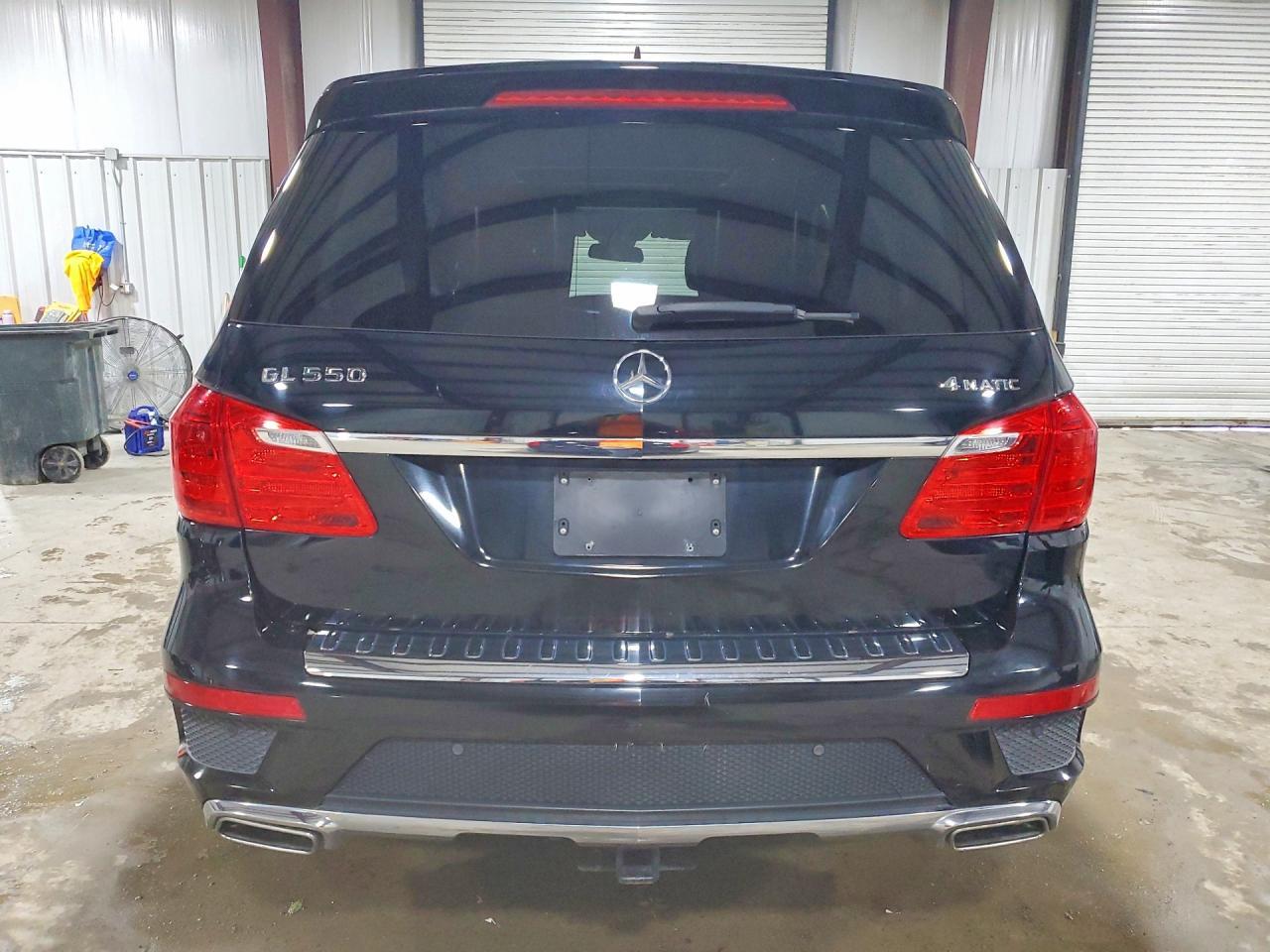 2016 Mercedes-Benz Gl 550 4Matic - Image 6