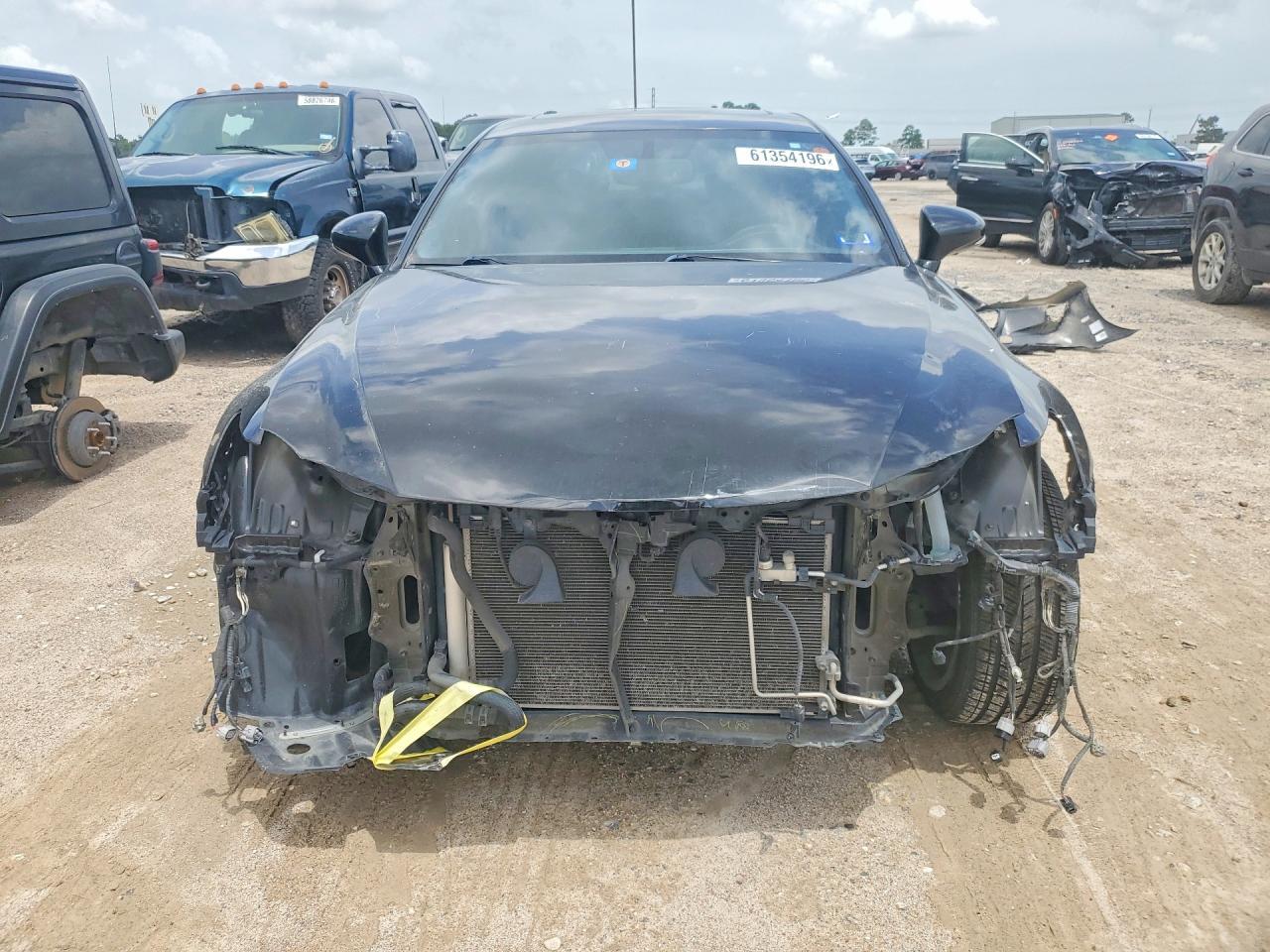 2016 Lexus Is 200T - Image 5