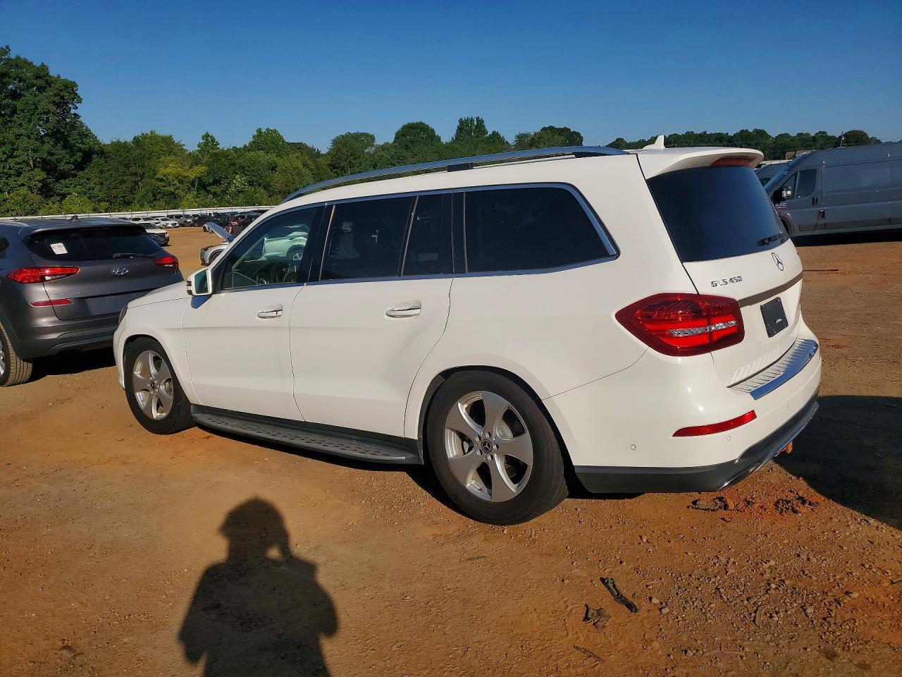 2017 Mercedes-Benz Gls 450 4Matic - Image 2