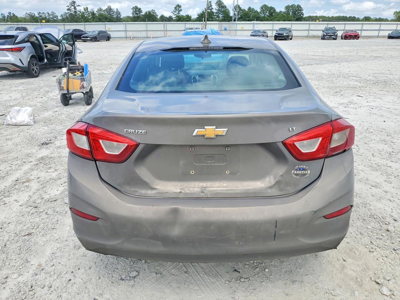 2018 Chevrolet Cruze Lt - Фото 6