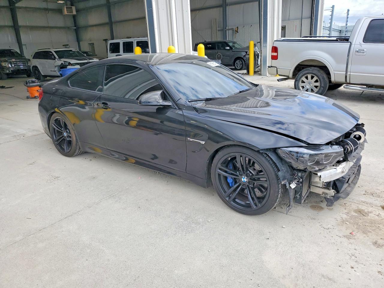 2015 BMW M4 - Фото 4