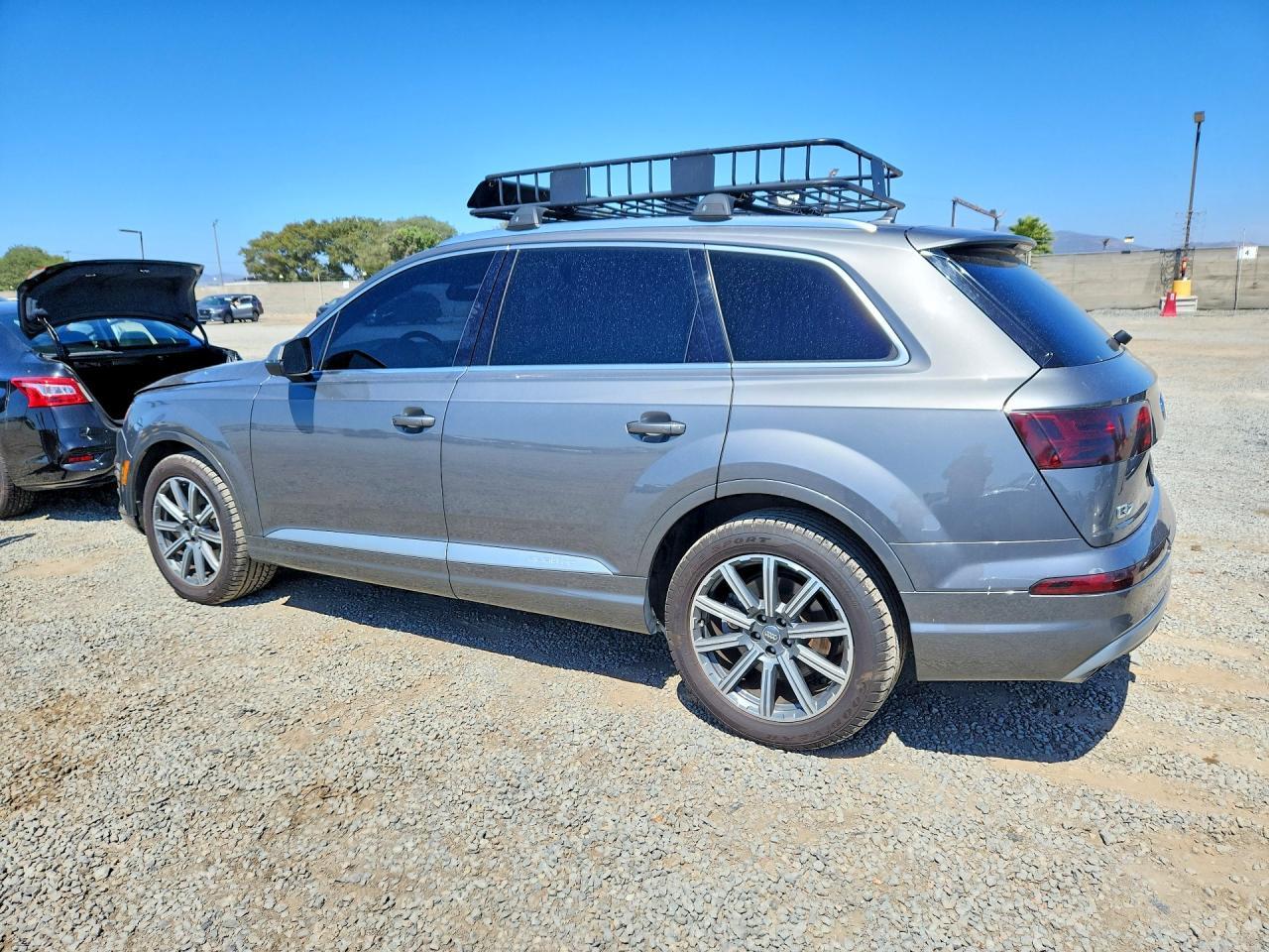 2018 Audi Q7 Premium Plus - Фото 2