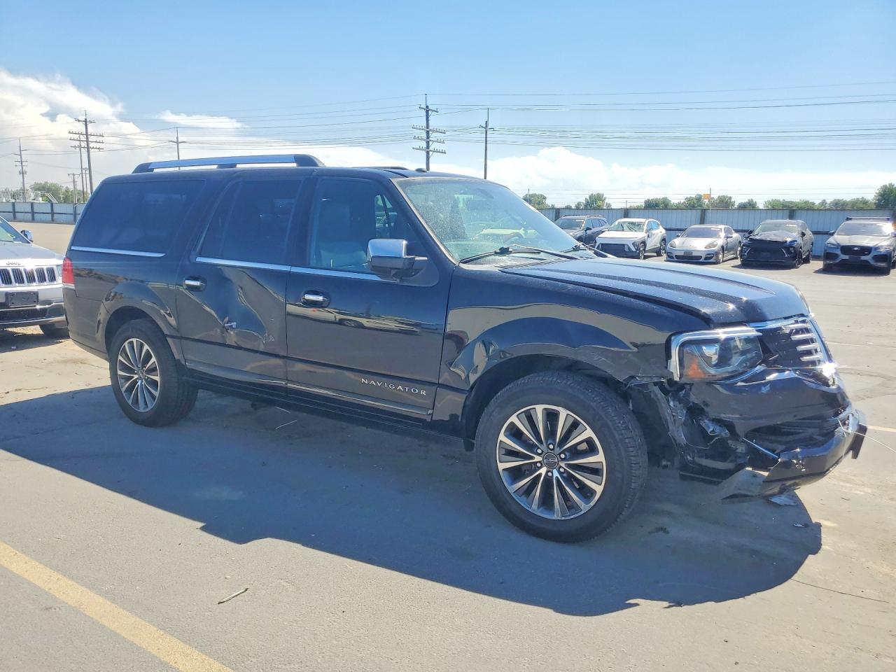 2017 Lincoln Navigator L Select - Фото 4