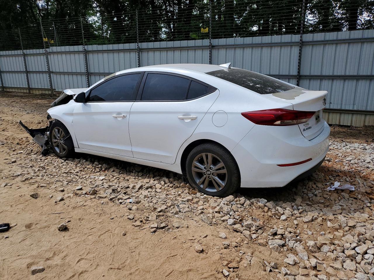 2018 Hyundai Elantra Sel - Фото 2