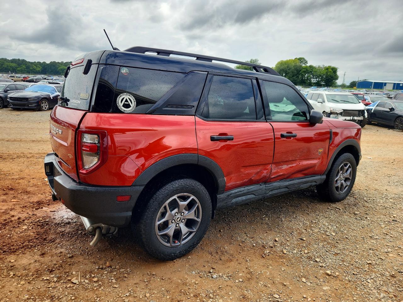 2024 Ford Bronco Sport Badlands - Image 3