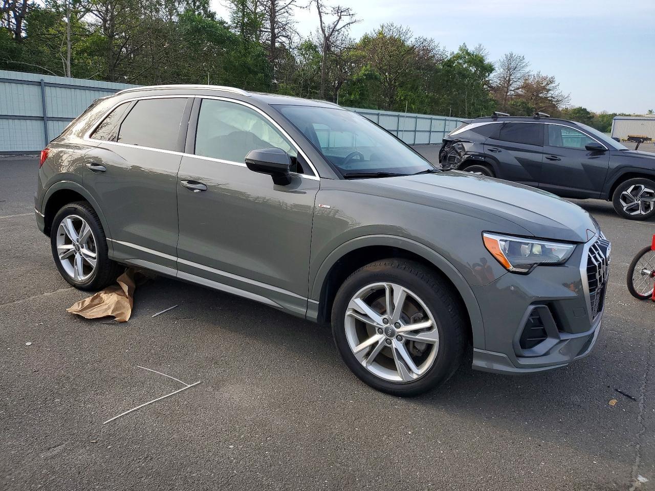 2020 Audi Q3 Premium S Line - Image 4
