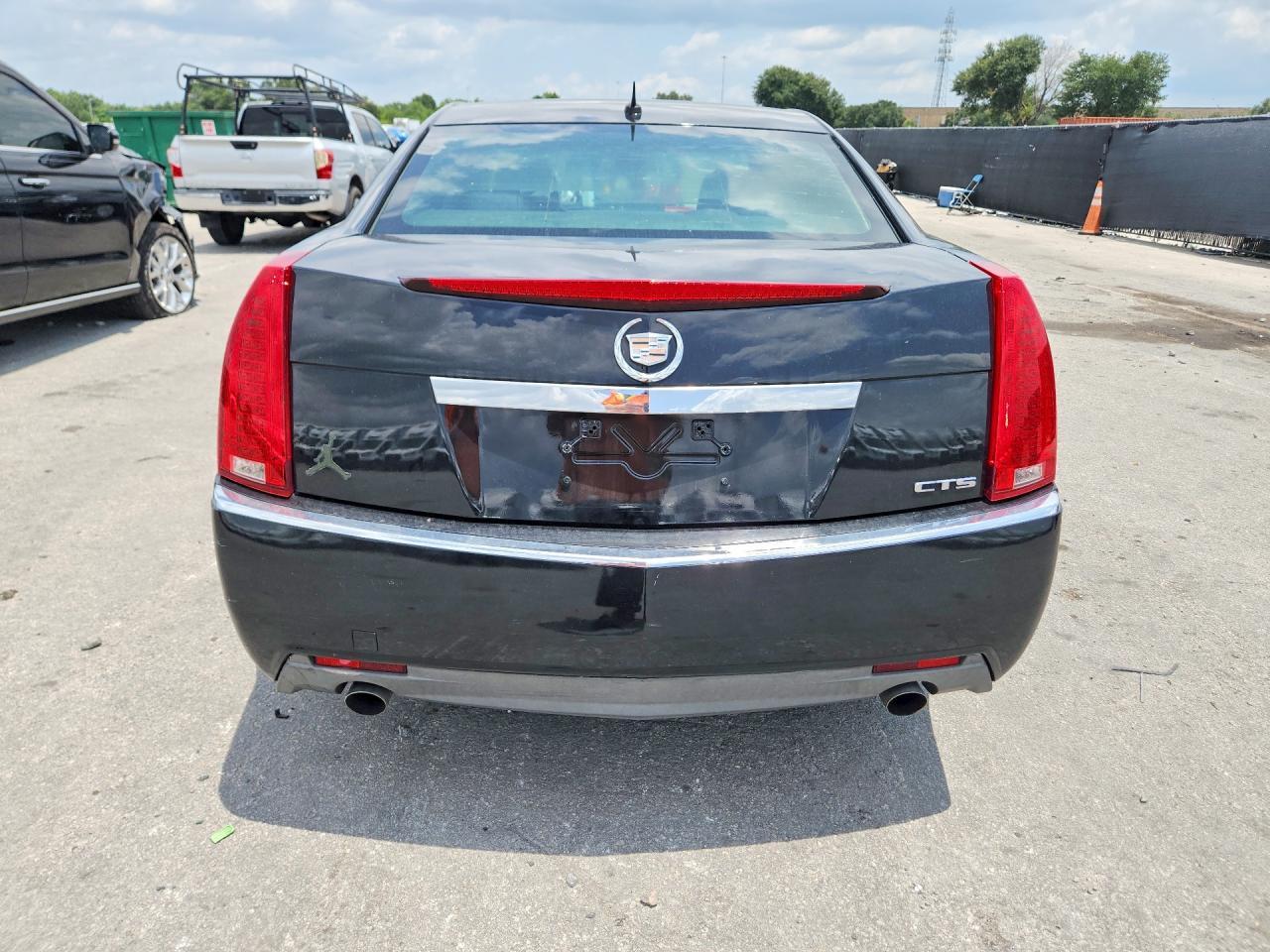 2010 Cadillac Cts Luxury Collection - Image 6