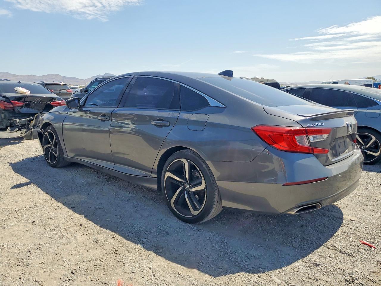 2019 Honda Accord Sport - Фото 2