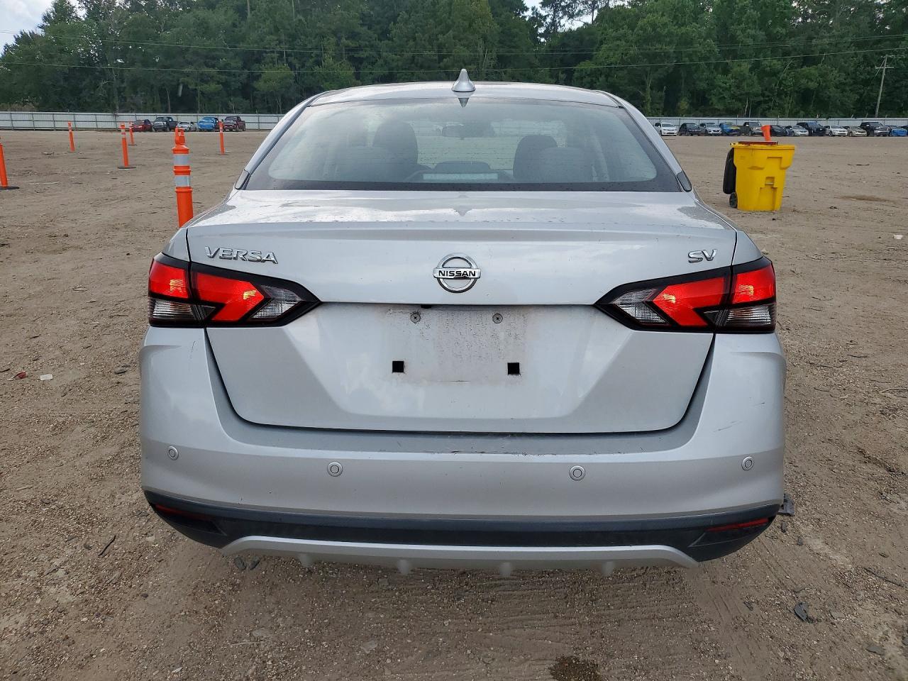 2021 Nissan Versa Sv - Фото 6