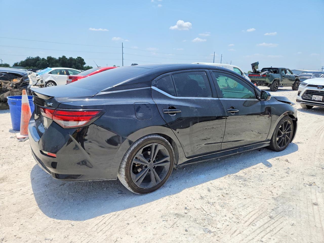 2021 Nissan Sentra Sr - Image 3