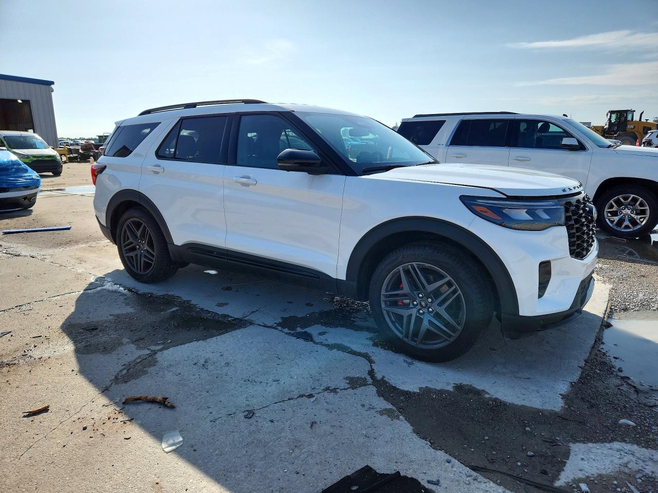 2026 Ford Explorer St - Image 4