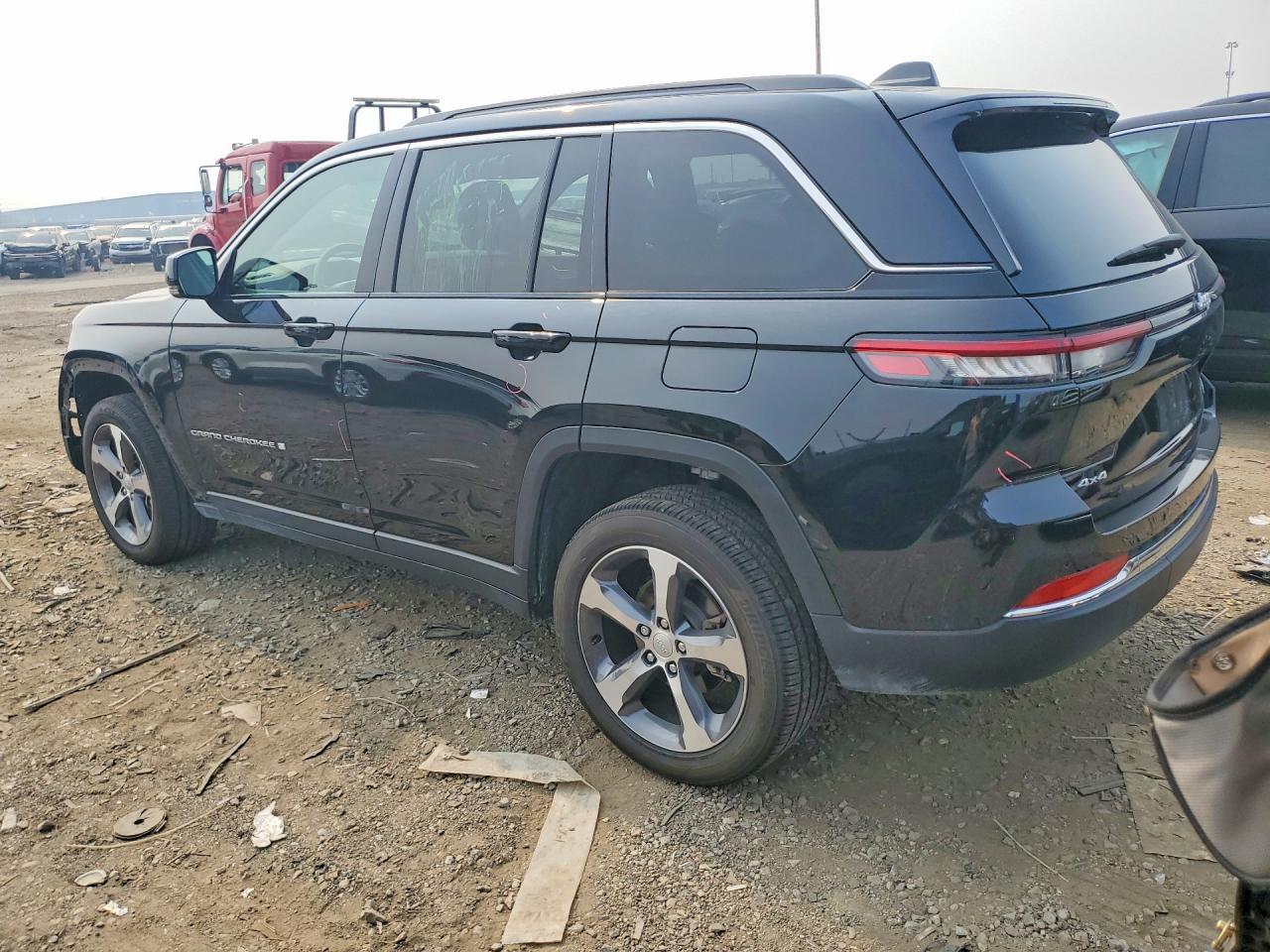 2025 Jeep Grand Cherokee Limited - Фото 2