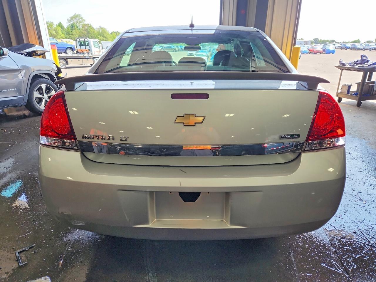 2010 Chevrolet Impala Lt - Фото 6