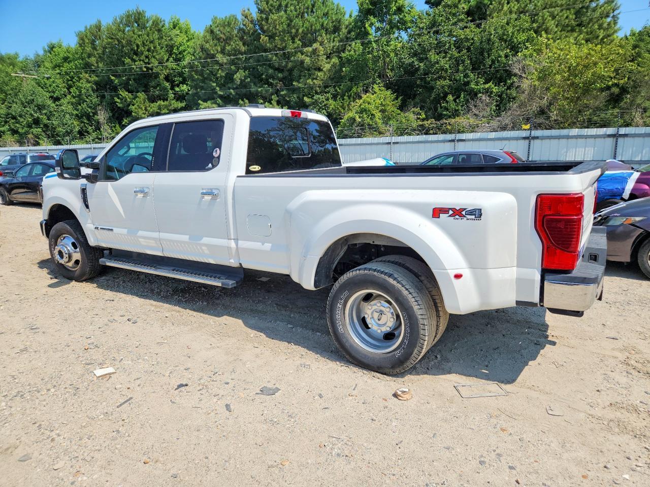 2020 Ford F350 Super Duty - Фото 2
