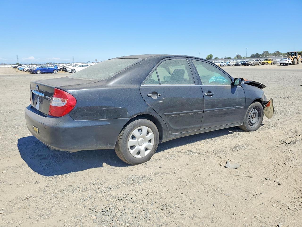 2003 Toyota Camry Le - Фото 3
