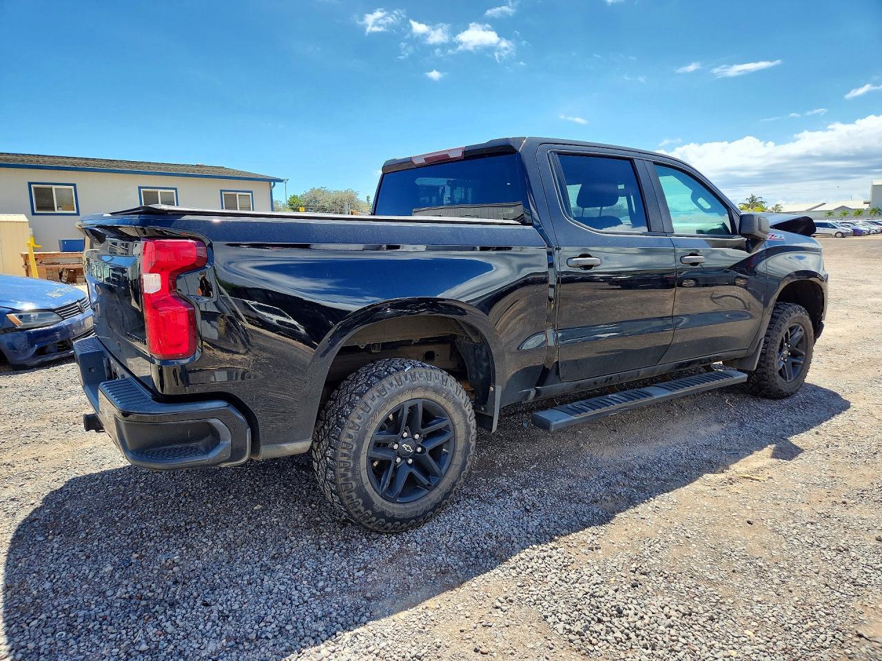 2021 Chevrolet Silverado K1500 Trail Boss Custom - Фото 3