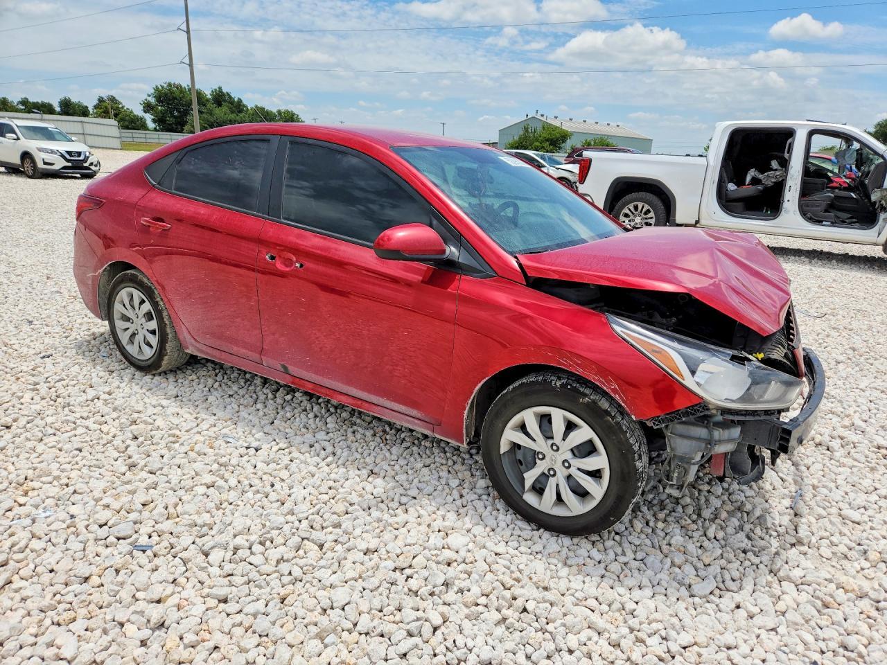 2021 Hyundai Accent Se - Фото 4