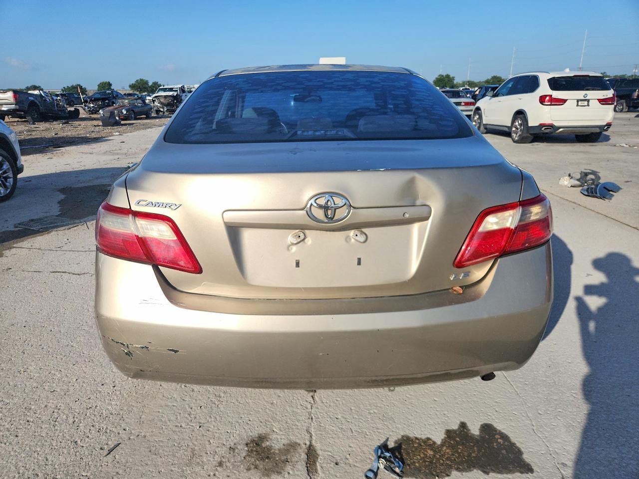 2007 Toyota Camry Le - Image 6