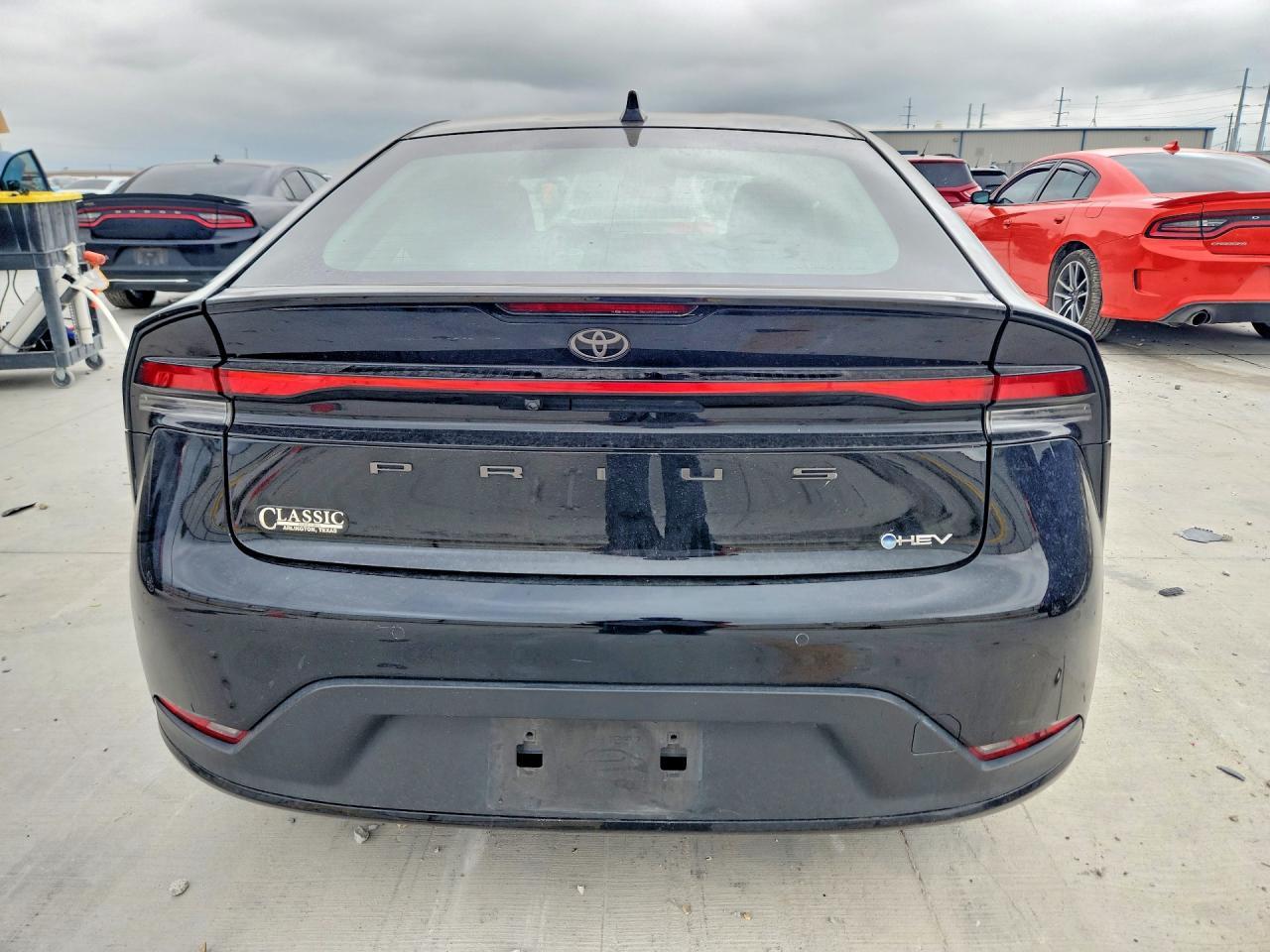 2024 Toyota Prius Le - Фото 6