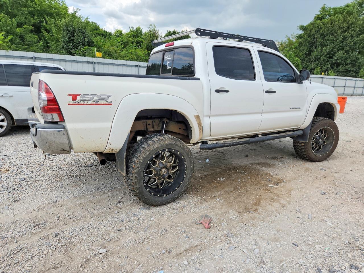 2013 Toyota Tacoma V6 - Фото 3