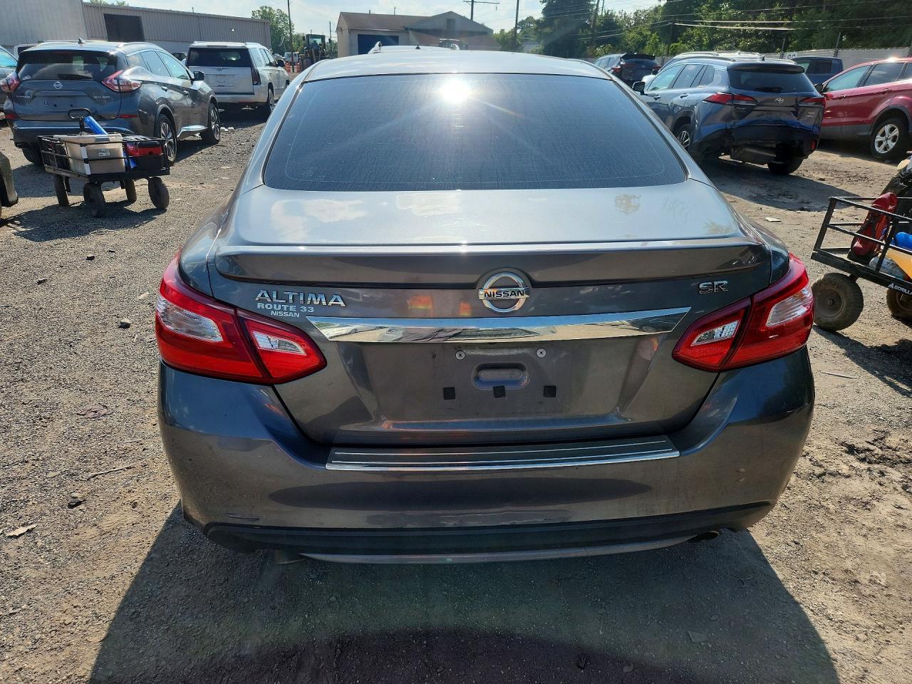 2016 Nissan Altima 2.5 Sr - Image 6