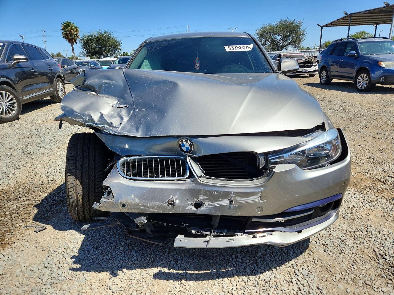 2017 BMW 320 I - Фото 5