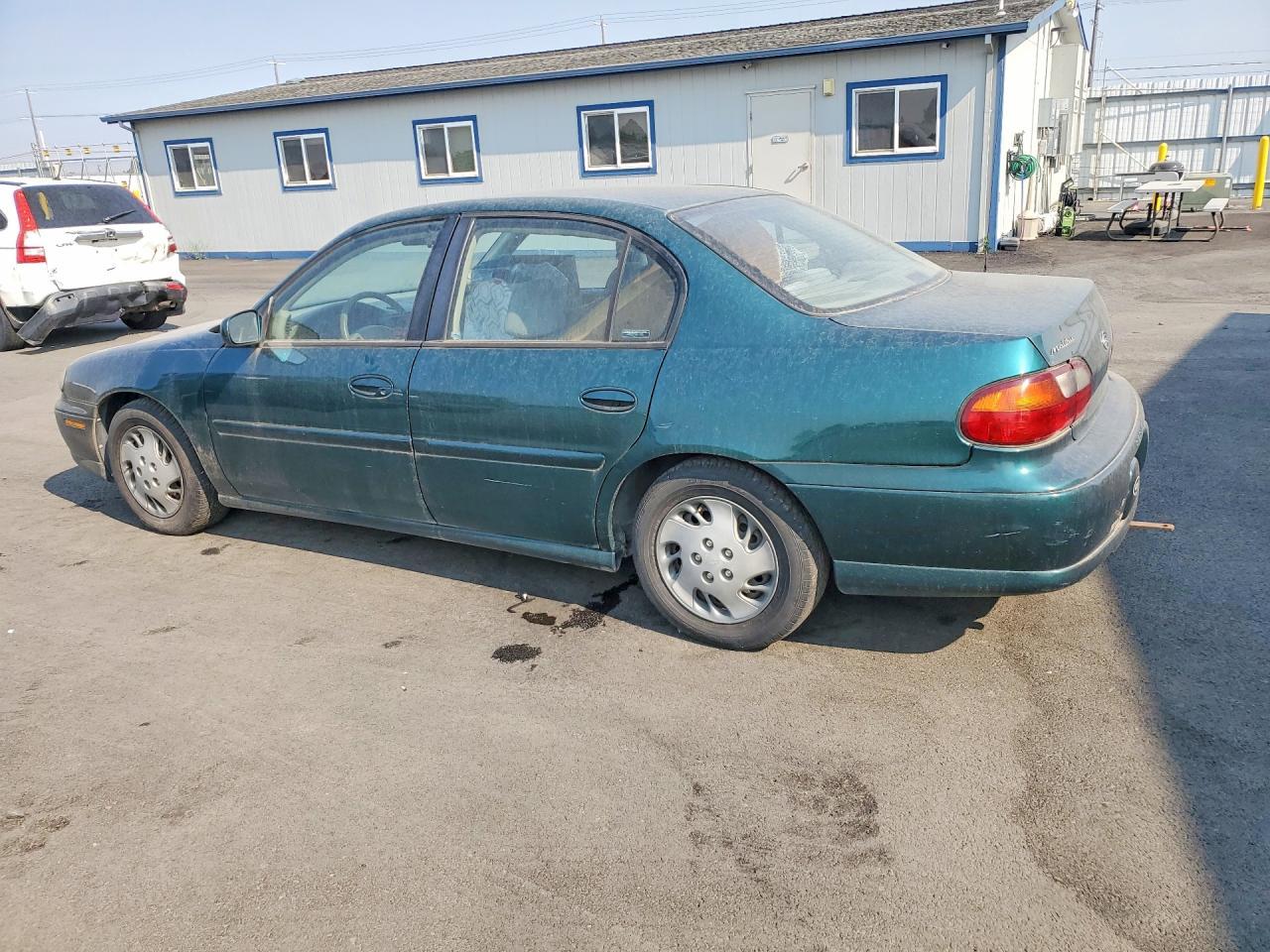 1999 Chevrolet Malibu - Image 2