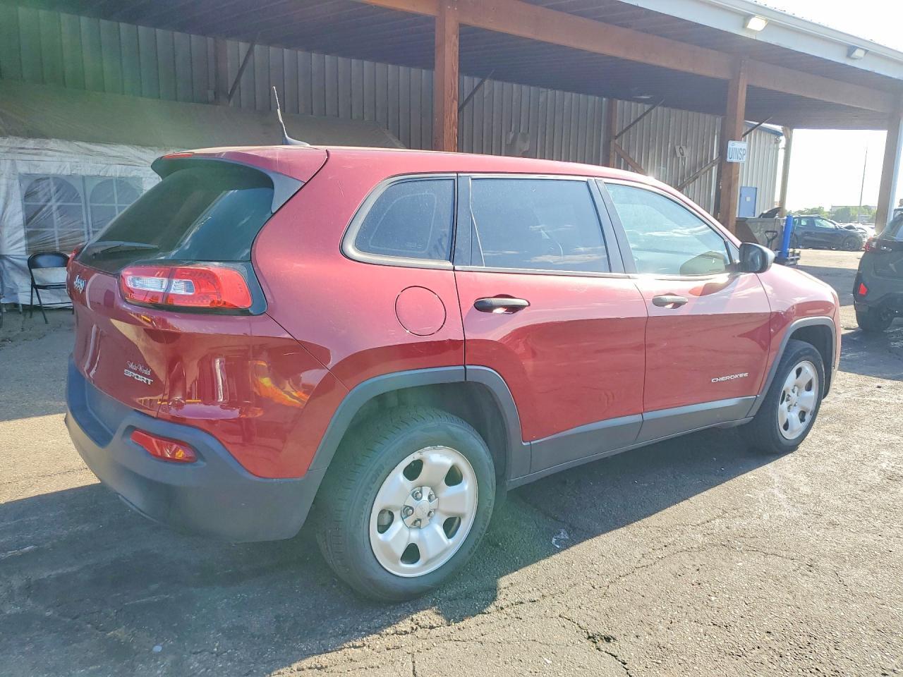 2016 Jeep Cherokee Sport - Фото 3