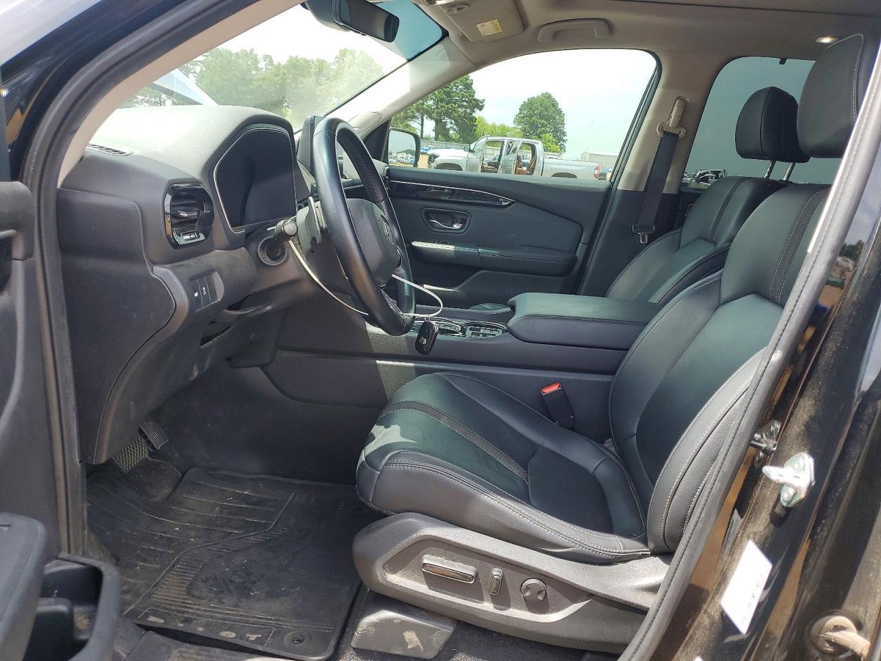 2023 Honda Pilot Touring - Image 7