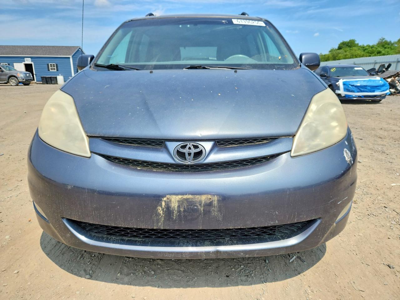 2010 Toyota Sienna Xle - Фото 5