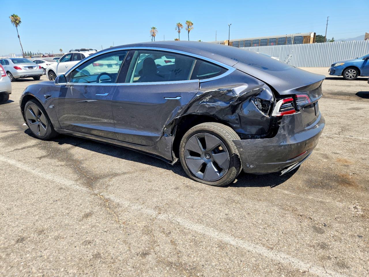2019 Tesla Model 3 - Фото 2