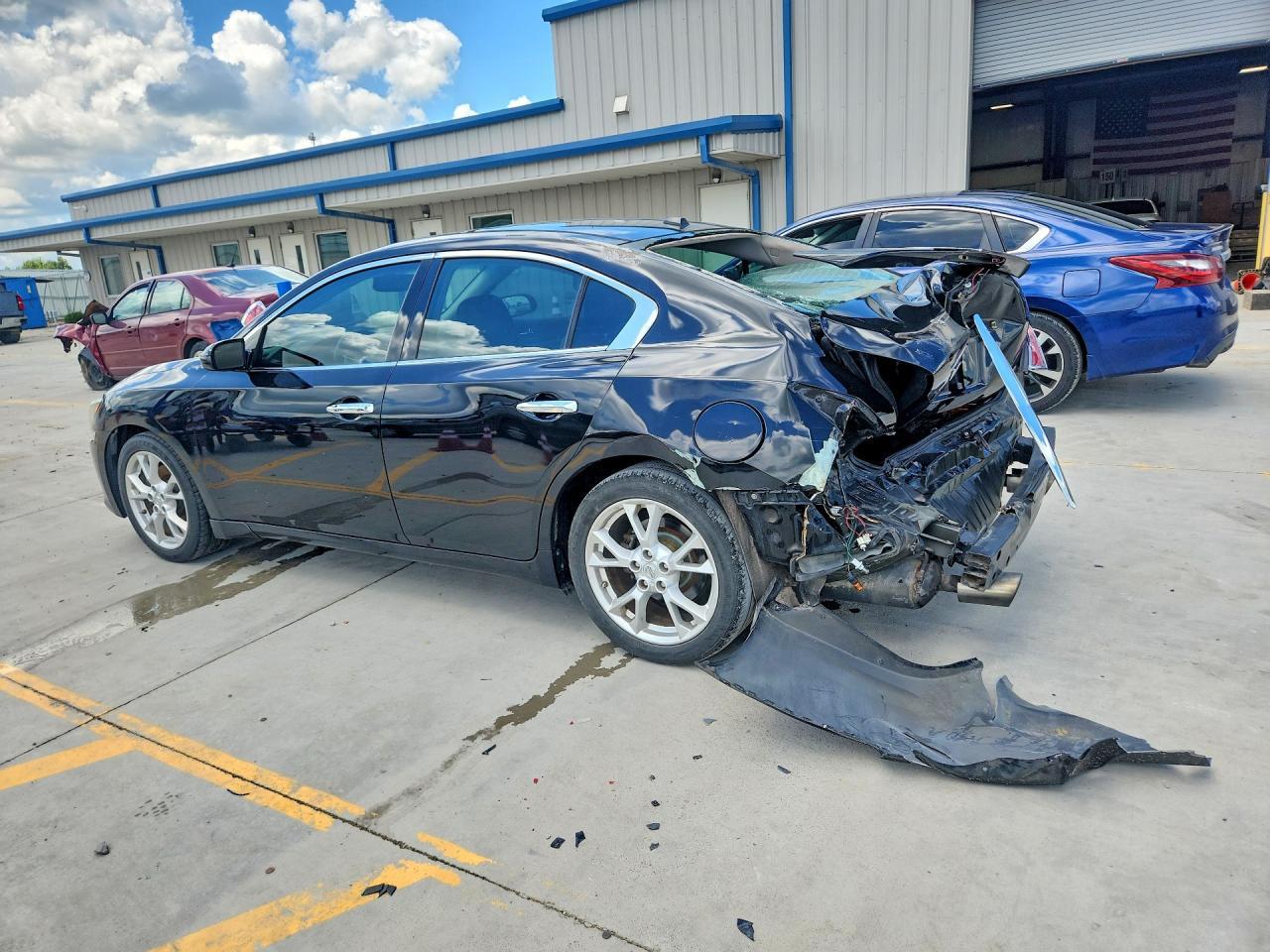 2012 Nissan Maxima 3.5 S - Фото 2